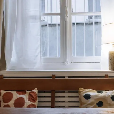 Gorgeous For 2 With Courtyard! Daire Paris