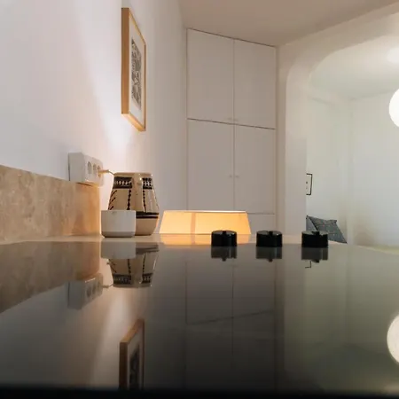 Gorgeous For 2 With Courtyard! Daire *