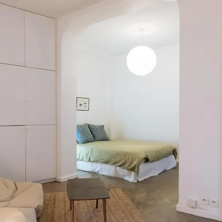 Daire Gorgeous For 2 With Courtyard! *